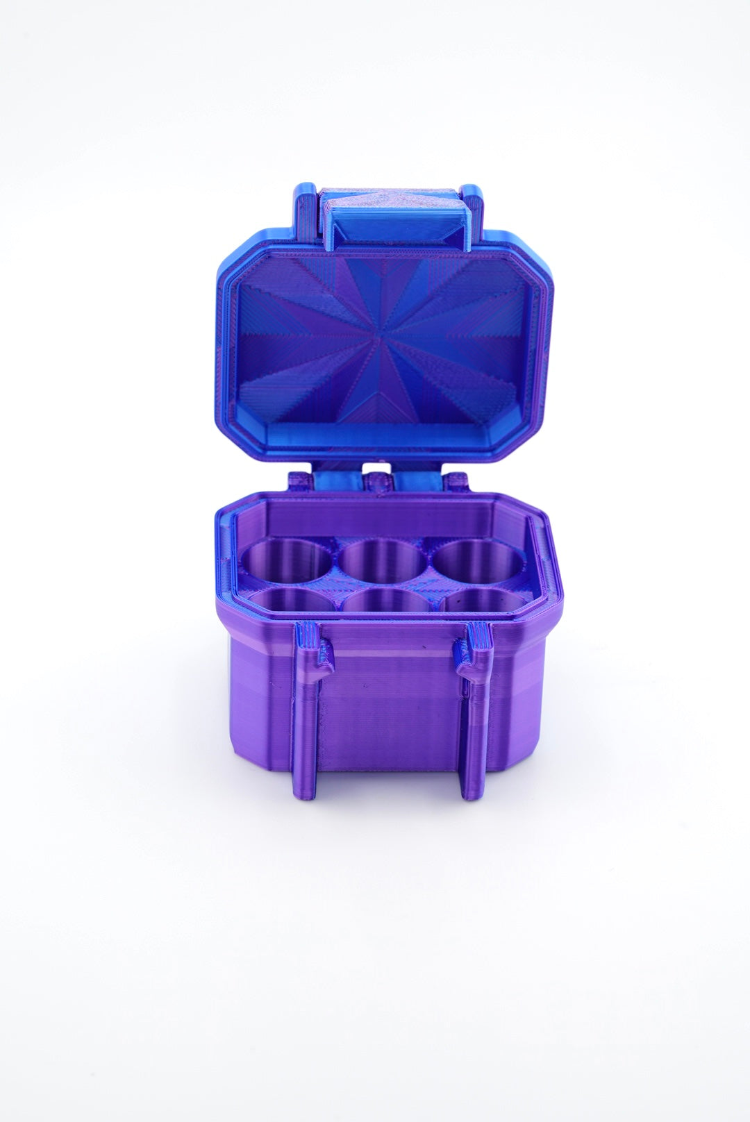 6-slot 3 ml vial organizer, corner detail of moulded shell
